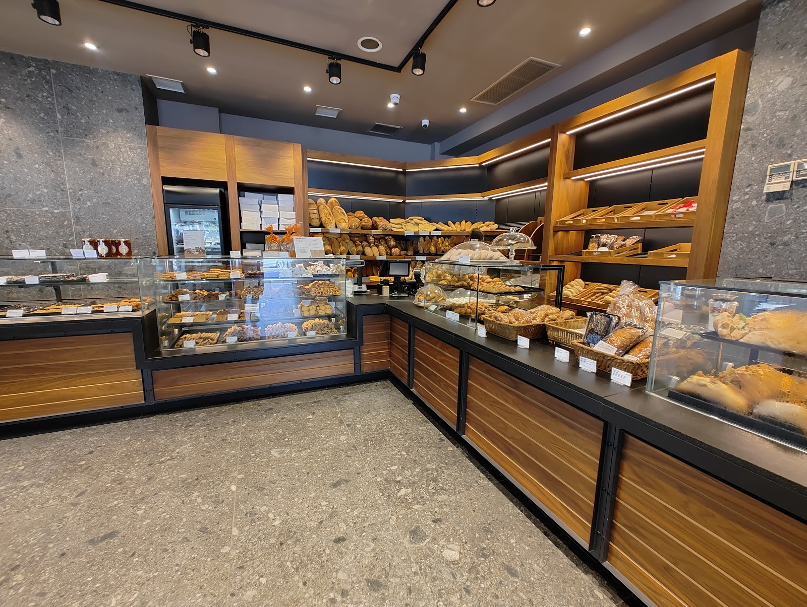 Φούρνος Lemonis Bakery στην Πεφκοχώρι, Χαλκιδική - Αξιολόγηση 4.5/5