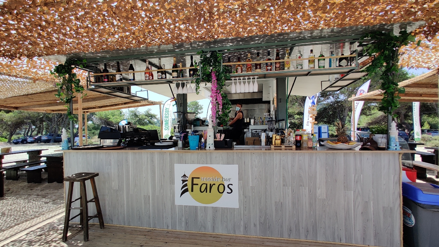 Bar Faros Seaside Bar στην Παλαιούρι Χαλκιδικής