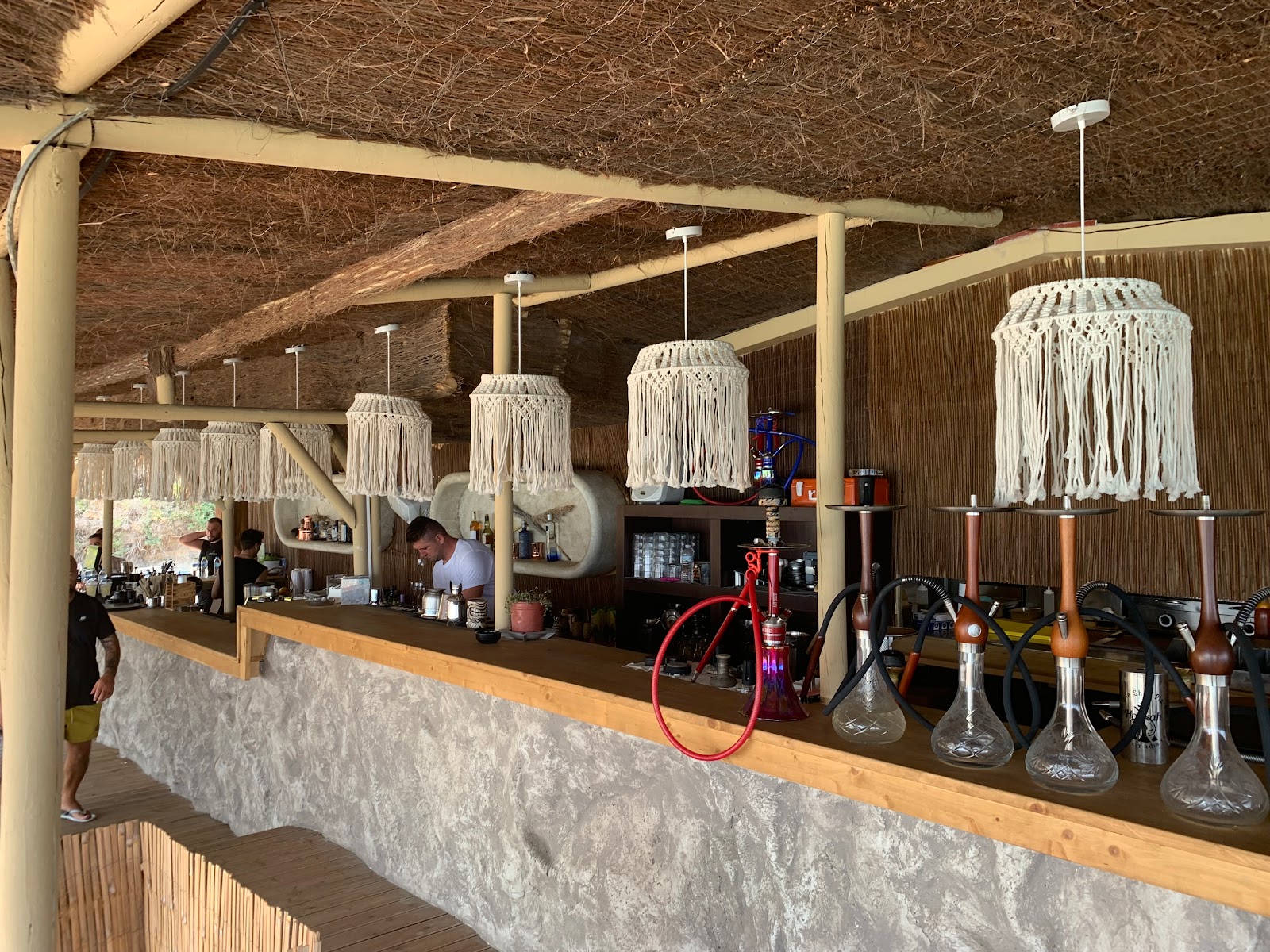 Golden Beach Bar Χαλκιδική: Μοναδικές Στιγμές δίπλα στη Θάλασσα