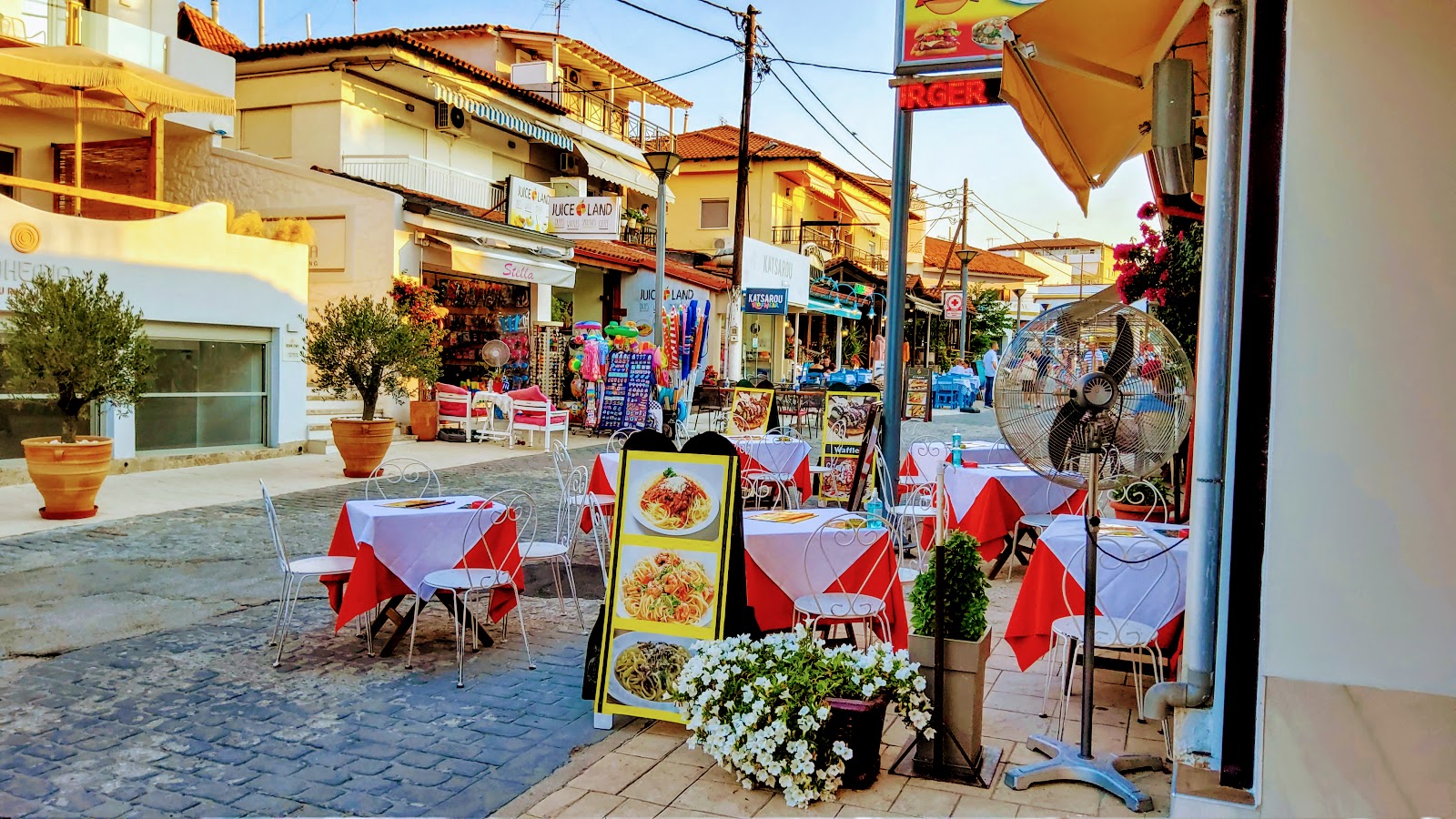 Café Bahalo στην Πευκοχώρι, Χαλκιδική: Μια γευστική εμπειρία