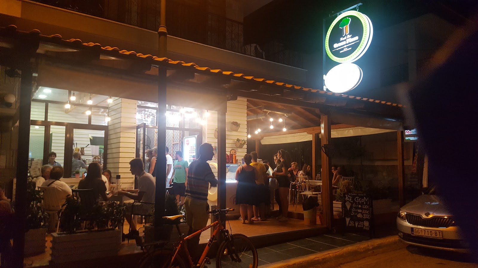 Café Green Place στην Μεταμόρφωση, Χαλκιδική - Ρατσίγκο 4.8 από 5