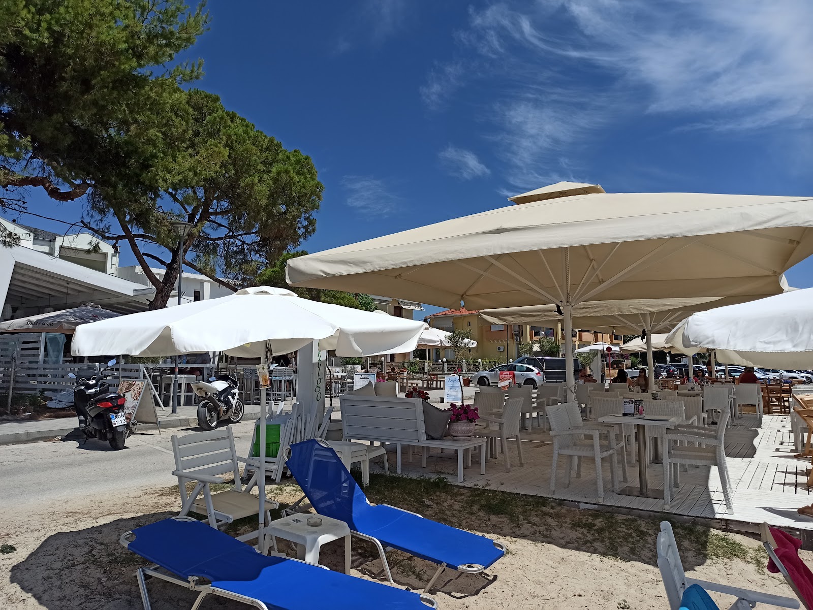 Café Nagaai Seaside Cocktail Bar: Ένα κρυμμένο διαμάντι στον Άγιο Νικόλαο