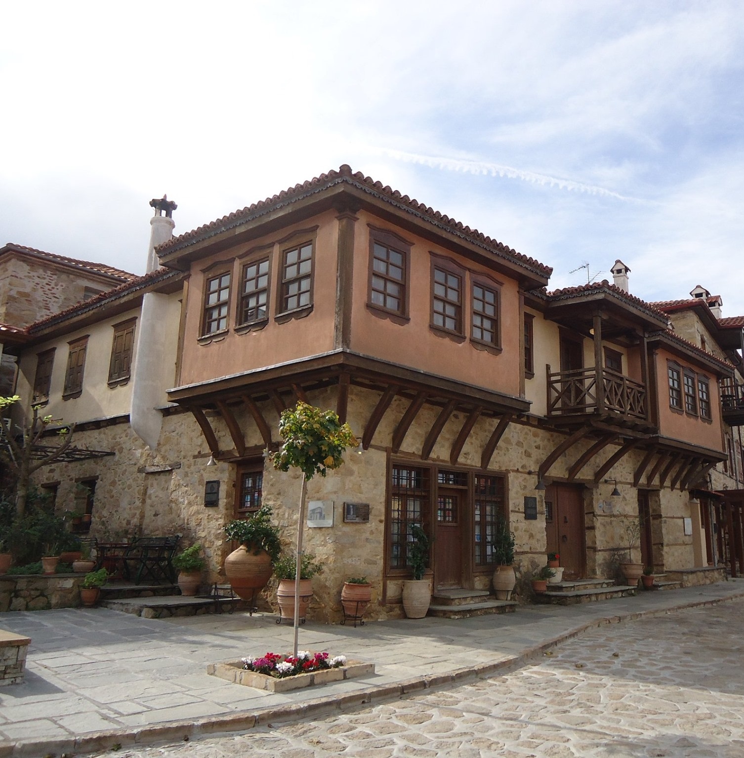 Διαμονή στο Aristotelous Alexandrou Historic Inn στην Άρνα, Χαλκιδική