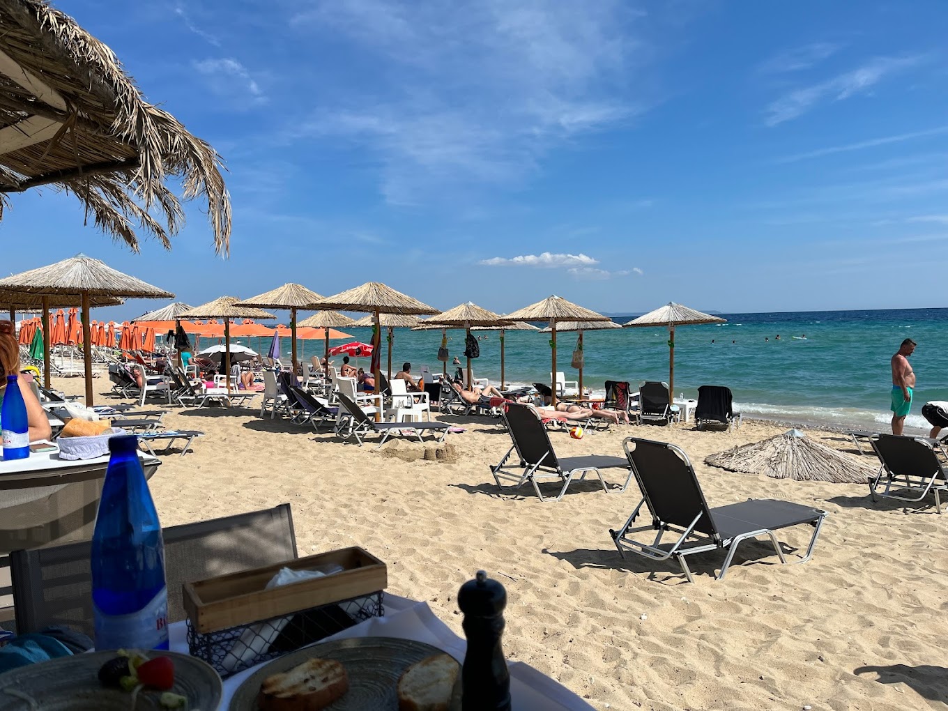 Διαμονή στα Flogita Beach Apartments στην Παραλία Διονυσίου, Χαλκιδική