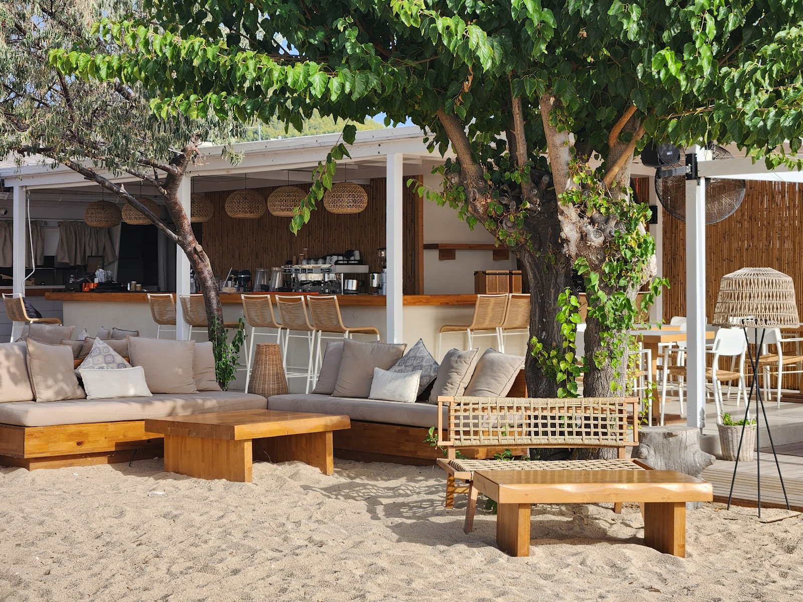 Εστιατόριο Daluz Beach Bar Restaurant στο Πόρτο Κουφό, Χαλκιδική