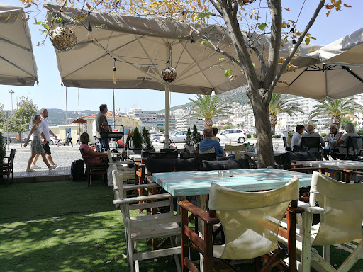 Εστιατόριο SeaView Kitchen Bar στην Καβάλα με βαθμολογία 4.0 από 5