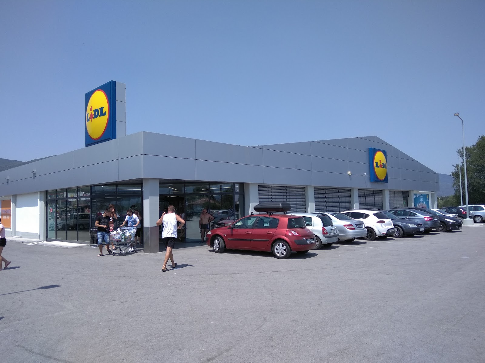 Σούπερ Μάρκετ Lidl στην Αμμουδιά, Χαλκιδική - Βαθμολογία 4.4/5