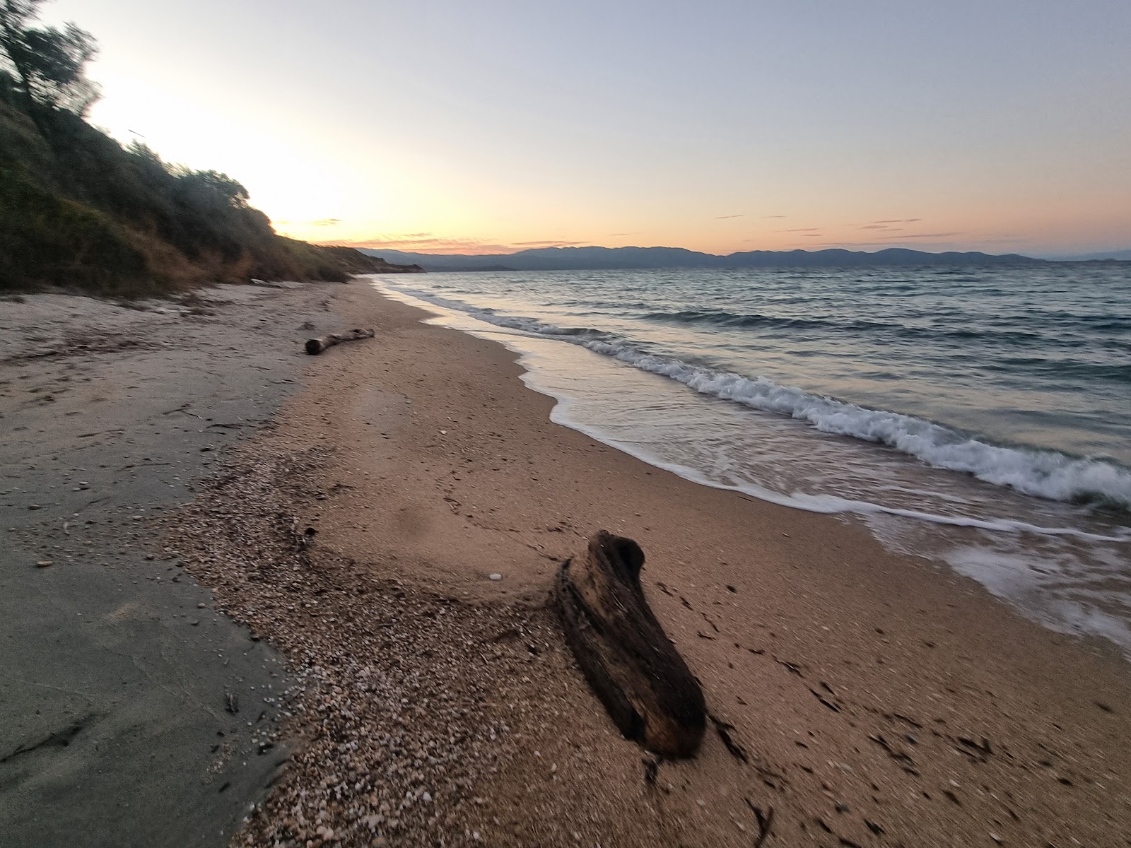 Ο θρύλος της παραλίας Legend Beach στη Γομάτι, Χαλκιδική