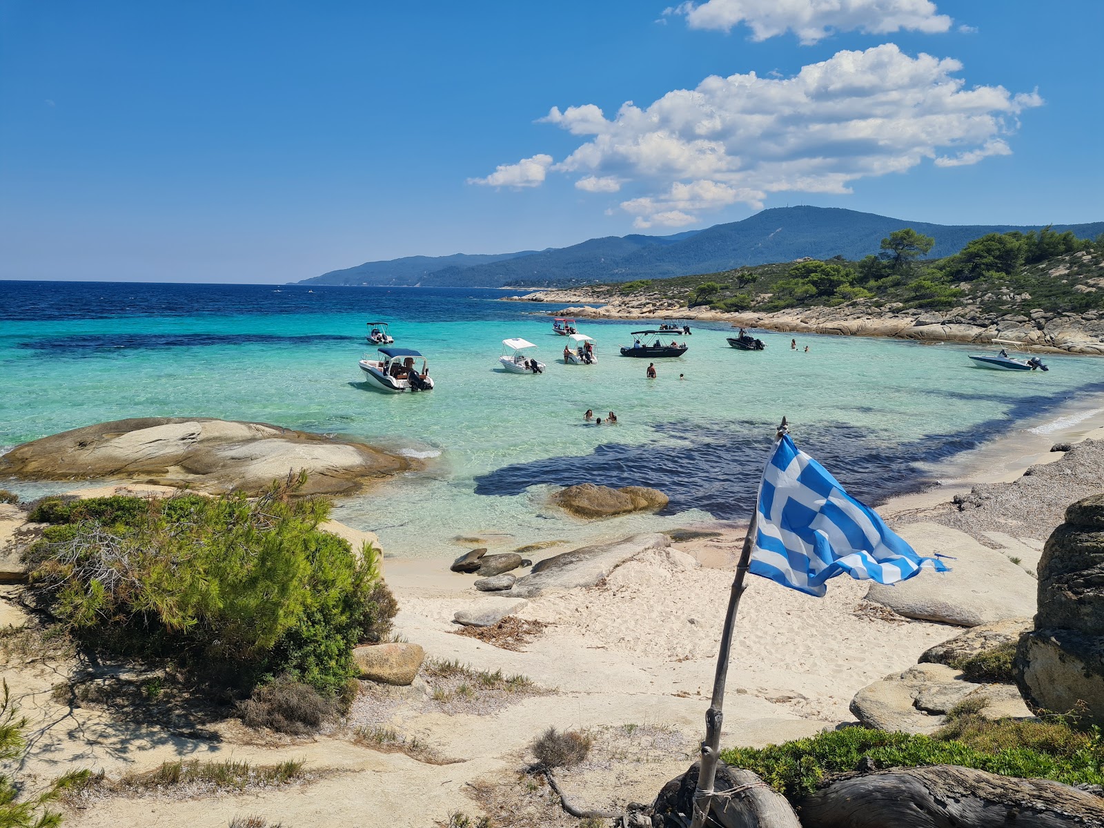 Παραλία Μυρσίνη: Ένας Παράδεισος στη Βουρβουρού Χαλκιδικής